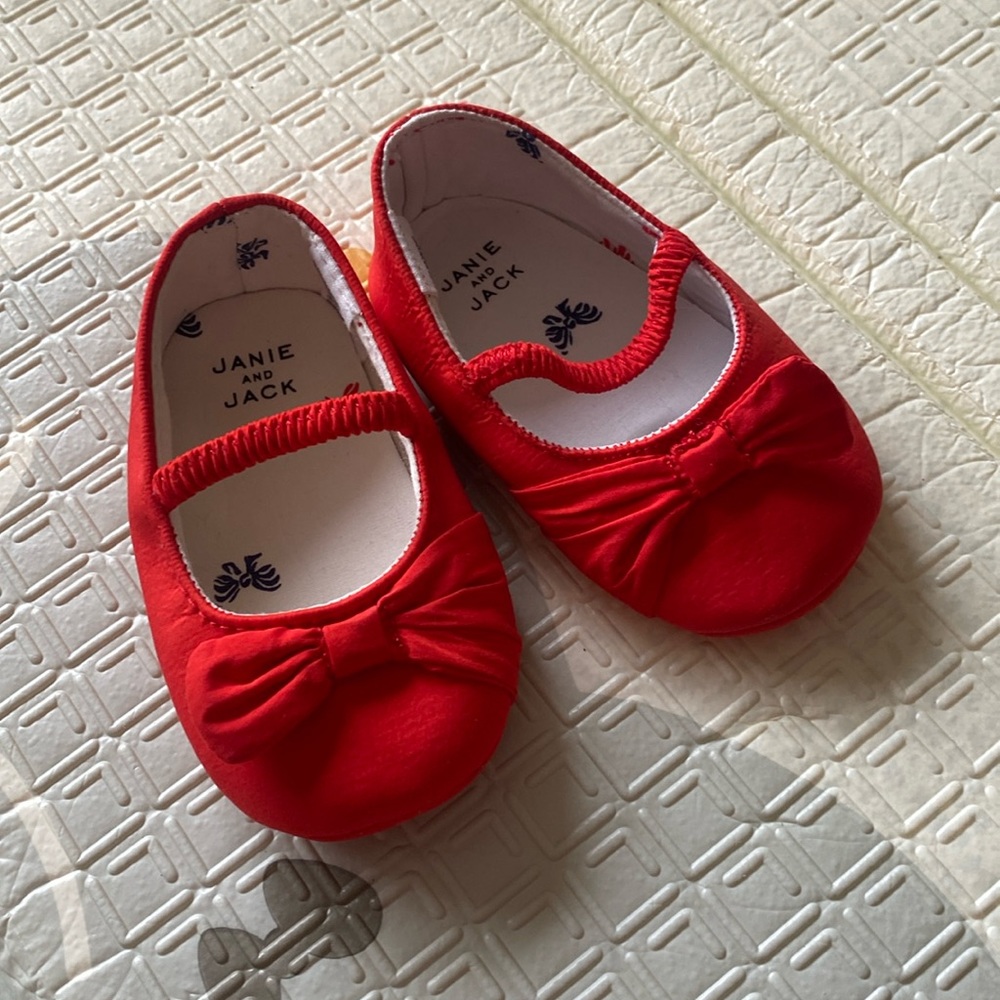 Janie and Jack red baby girl dress shoes